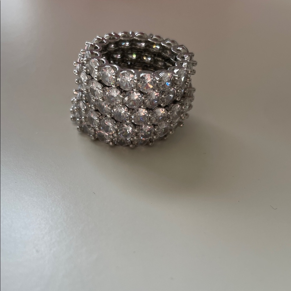 SS QZ Elegant Silver Crystal Ring